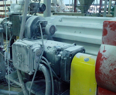 Электродвигатель Baumuller - модернизация экструдеров